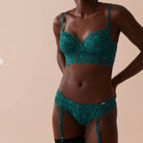 La Vie En Rose Teal Lace Bra and Panty Set - Picture 5 of 17